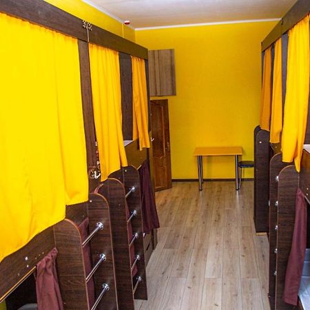 Sun City Hostel 4 Киев Экстерьер фото