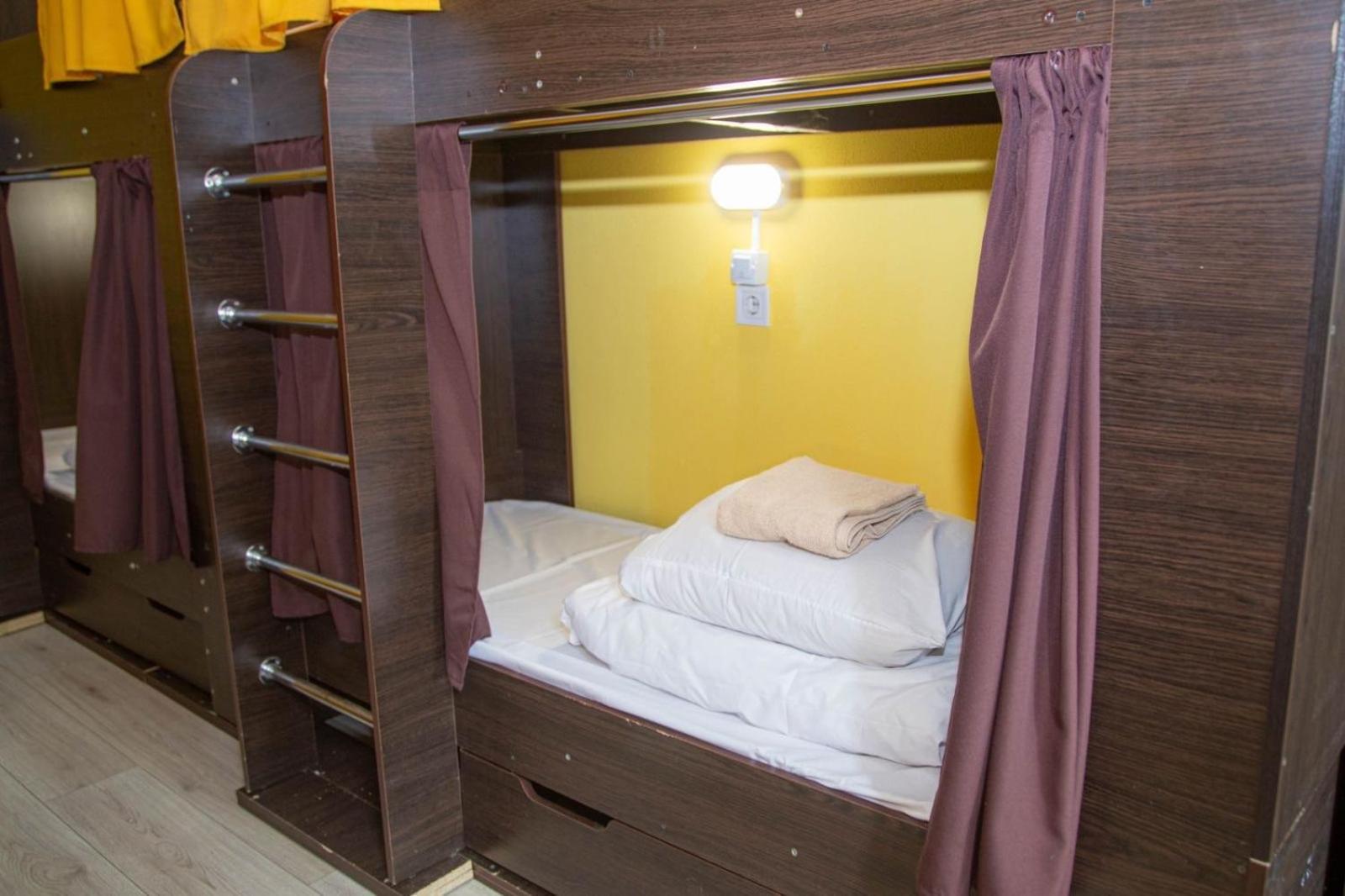 Sun City Hostel 4 Киев Экстерьер фото